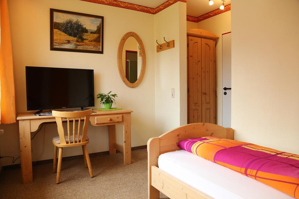 Hotel Bechtel Burbach  객실 사진